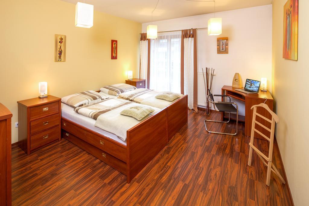 Apartament Park Ustroń Rom bilde